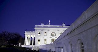 Unter Beschuss. US-Pr&auml;sident Donald Trump wird in der Ukraine-Aff&auml;re Amtsmissbrauch und Behinderung der Ermittlungen vorgeworfen. Er hat die Anschuldigungen zur&uuml;ckgewiesen.