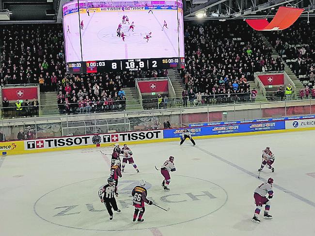 Die Schweizer Nationalmannschaft besiegte Russland mit 8:2.