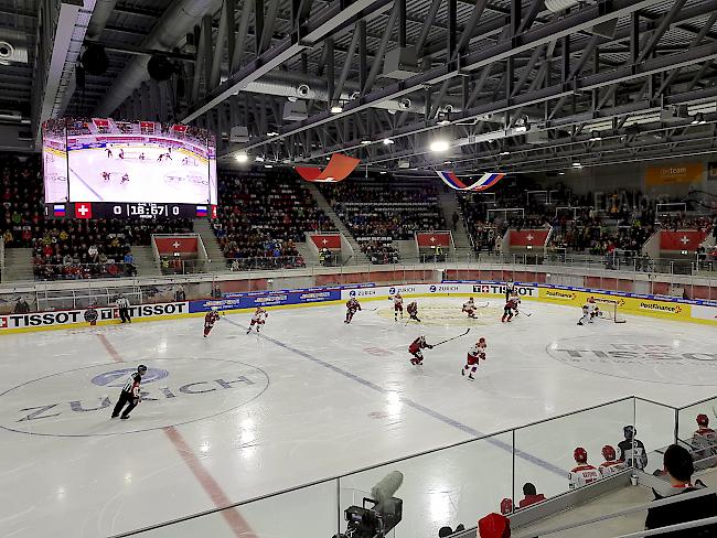 Die Schweizer Nationalmannschaft besiegte Russland mit 8:2.