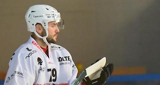 Spiel immer kontrolliert. Verteidiger Sandro Wiedmer und Visp.