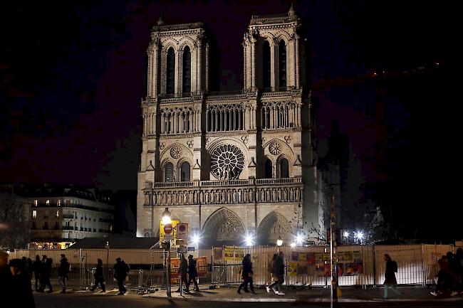 Nur während der französischen Revolutionsjahre zu Ende des 18. Jahrhunderts wurden in Notre-Dame keine Gottesdienste abgehalten.