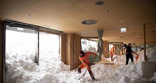 Zerst&ouml;rung im Hotel S&auml;ntis auf der Schw&auml;galp im Januar dieses Jahres.