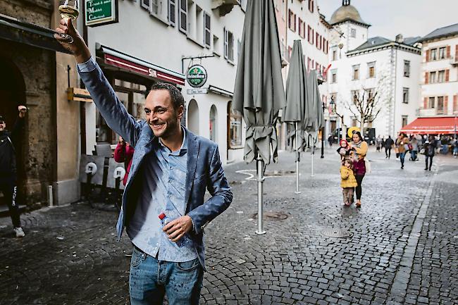 Mathias Reynard. Wein predigen, Wein trinken.