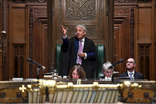 Speaker. John Bercow ruft mit seinem unverwechselbaren Hang zum Theatralischen die Mitglieder des britischen Unterhauses zur Ordnung.