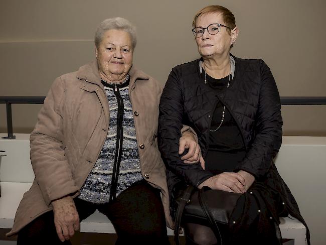 Annagreth Furger (83) und Annemarie Bellwald (62), Visp. 