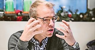 Pr&auml;sent sein. Zugewinne im Oberwallis sollen Florian Piasenta und der FDP in vier Jahren einen zweiten Nationalratssitz sichern.Foto mengis media/alain amherd