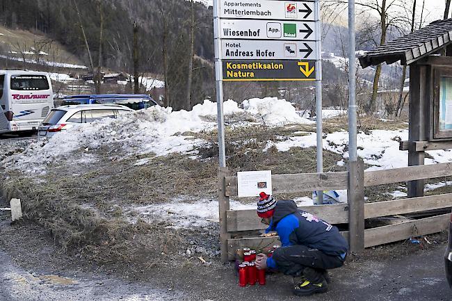 Bei dem Unfall in dem Ort Luttach kamen am Sonntag sieben junge deutsche Skitouristen ums Leben.