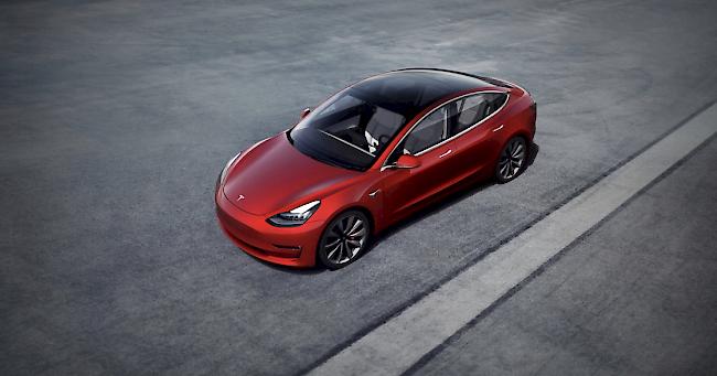 Mit dem Tesla Model 3 ist erstmals ein Elektroauto in die Top-5 der meistverkauften Automodelle vorgefahren. 