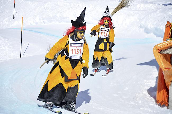 Die 38. Belalp Hexe verzeichnete über 1200 Teilnehmer, rund 700 davon «Hexen».