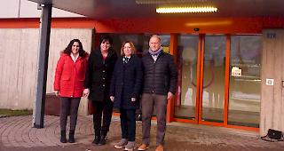 Die Verantwortlichen des Frauenchors Eisten spendeten ein Teil der Adventskonzerteinnahmen an die Stiftung &laquo;Mitm&auml;nsch Oberwallis&raquo;.