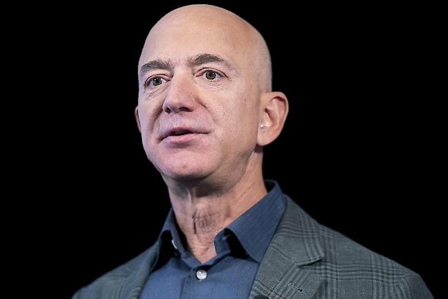 Innerhalb weniger Stunden seien von Bezos Handy grosse Datenmengen heruntergeladen worden.