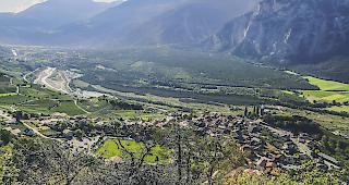 Zur besseren Vermarktung der Ferienregion (Bild: Varen) will My Leukerbad das Marketing-Konzept umkrempeln.