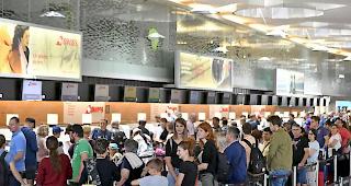 Die befragten Reiseveranstalter sch&auml;tzen, dass die beliebtesten Ferienziele von Schweizer Touristen in etwa gleich bleiben d&uuml;rften wie im Vorjahr. Besonders der Mittelmeerraum mit Griechenland, Zypern und der T&uuml;rkei seien momentan bei den Buchungen nachgefragt.