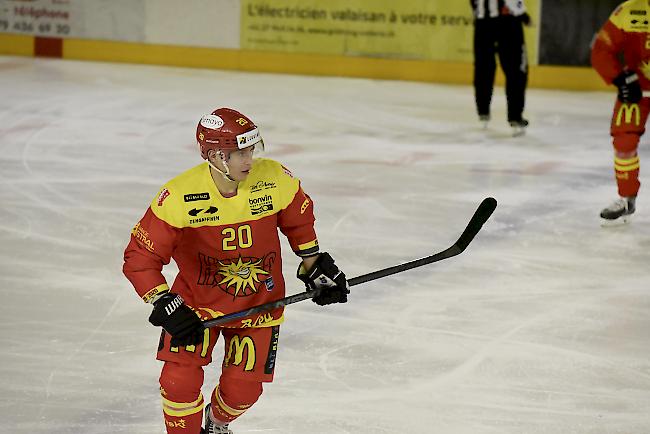 Der starke Start half nicht. Torschütze Thomas Devesvre und der HC Siders. Foto mengis media