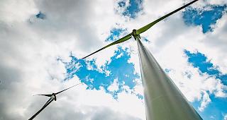 Die Energiegewinnung aus Windkraft ist in der Schweiz nicht unumstritten.