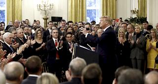 Der US-Senat hatte Trump am Mittwoch mit der Mehrheit der Republikaner in der Ukraine-Aff&auml;re freigesprochen.