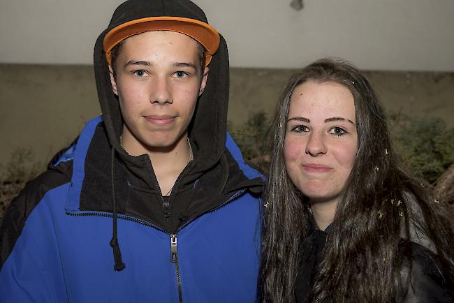 Janik Zitterli (16), Turtmann, und Lara Vanessa Zengaffinen (15), Hohtenn.