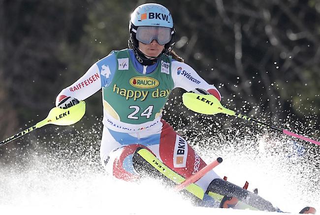 Elena Stoffel plaziert sich beim Weltcup-Slalom in Kranjska Gora auf Platz 15.