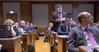 Im M&auml;rz diskutiert das Parlament im Rahmen der Totalrevision des Gesundheitsgesetzes abermals &uuml;ber Artikel 18a - &uuml;ber Sterbehilfe. (Archivbild)