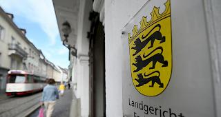 Der heute 42-J&auml;hrige soll sich zwischen 2010 und 2018 zum Teil mehrfach in der Woche an den Jungen vergangen haben.