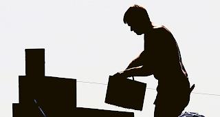 Schatten. Die Maurer und das Baugewerbe k&auml;mpfen gegen den Lehrlingsmangel.Foto keystone