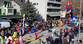 Oberwalliser Fasnachtsumzug in Glis.