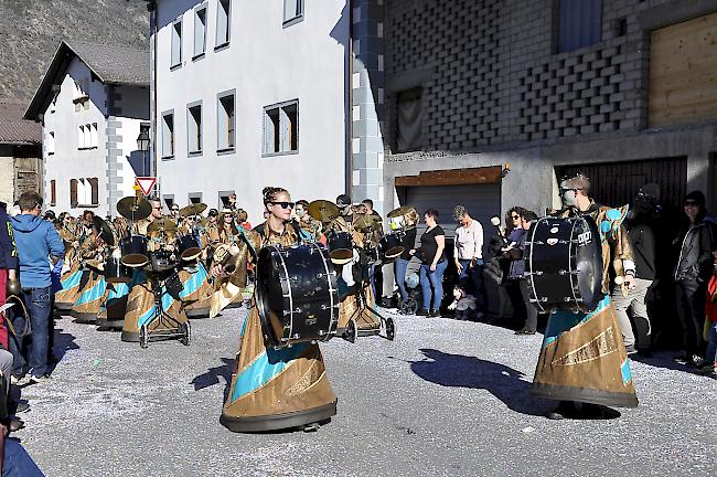 Impressionen vom Gigelimentag-Umzug in Turtmann.