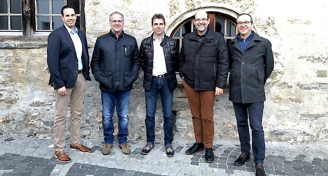 Verwaltungsrat und Geschäftsführung der Energieversorgung Raron AG (v.l.): Jörg Schwestermann, Urs Schmid, Reinhard Imboden, Michel Schwery und Thomas Köpfli.