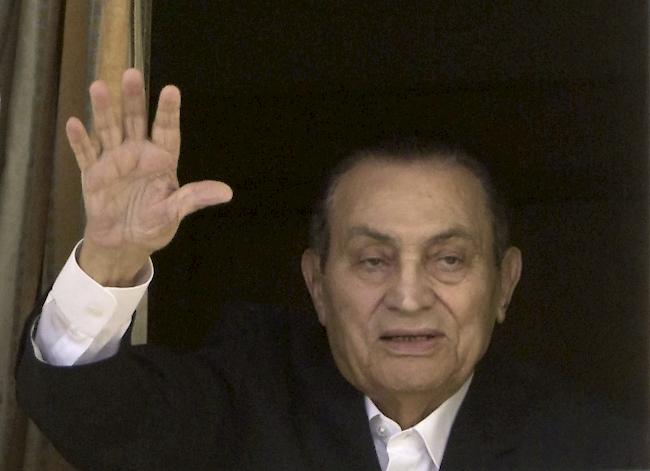 Mubarak war am Dienstag im Alter von 91 Jahren gestorben. Er stand fast 30 Jahre an der Spitze des bevölkerungsreichsten Landes der arabischen Welt.