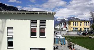 Mit 48,1 Prozent waren 2015-17 die &Uuml;ber-65-J&auml;hrigen am h&auml;ufigsten Eigent&uuml;mer. Im klassischen Familienalter von 25 bis 64 Jahren wohnten immerhin gut ein Viertel in den eigenen vier W&auml;nden.