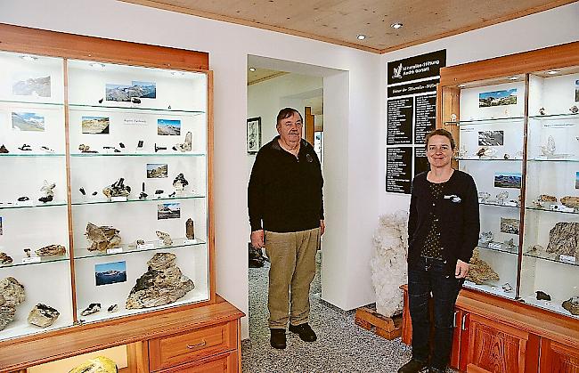André Gorsatt und Dominique Weissen im Mineralien-Museum.