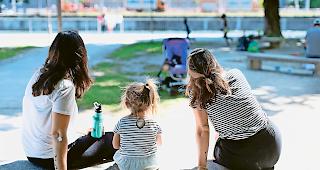 Regenbogenfamilie. Nadja und Marianne: &laquo;Wir leben v&ouml;llig normal.&raquo; Foto Symbolbild Keystone