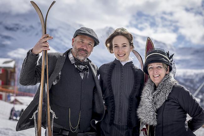 Rolf Salzmann (50), Chiara Kummer (22) und Susi Salzmann (49), Glis. 