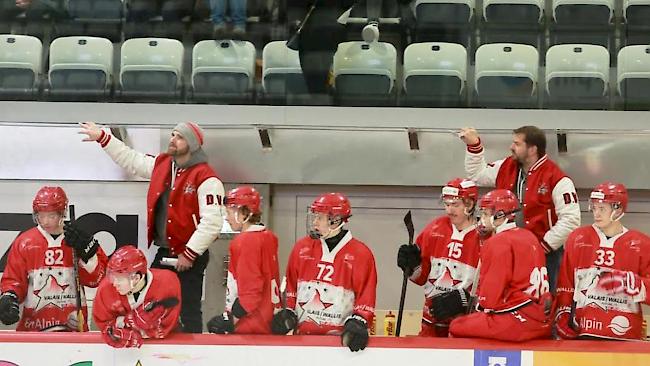 Das Team Valais/Wallis Future muss sich im Play-off-Final gegen die Rapperswil-Jona Lakers geschlagen geben.