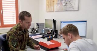 Die Armee &ndash; in Absprache mit den Kantonen &ndash; sistiert per Montag, 16. M&auml;rz 2020, und bis auf Weiteres die Rekrutierung in allen sechs Rekrutierungszentren.