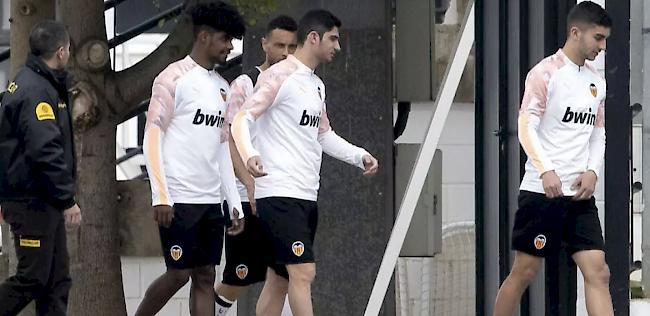 Der FC Valencia machte keine Angaben dazu, in welchen Bereichen die meisten Mitarbeiter betroffen sind.