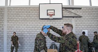 Gr&ouml;sstes Aufgebot seit dem Zweiten Weltkrieg: Abl&auml;ufe w&uuml;rden so angepasst, dass sich nicht zu viele Personen auf einmal verpflegten.