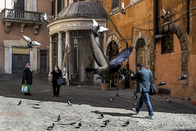 Italien hat im ganzen Land eine Ausgangssperre verhängt.