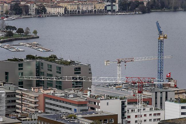 Stillgelegte Baustellen im Tessin: Für andere Kantone kämen Betriebs- und Baustellenschliessungen aktuell nicht in Frage.