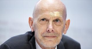 Auf den 30. April werde Koch nach zw&ouml;lf Jahren an der Spitze der Abteilung &Uuml;bertragbare Krankheiten des BAG pensioniert. Aufgrund der ausserordentlichen Lage bleibe er dem Bund aber erhalten.