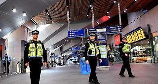 Der Mann habe ausgerufen, dass er mit dem Coronavirus infiziert sei und den Beamten anstecken werde. (Symbolbild: Londoner Polizei)
